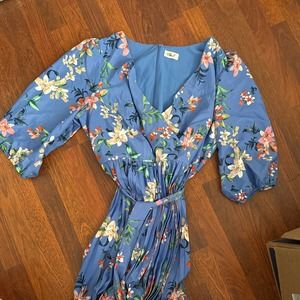 Women’s floor length dress size XL
